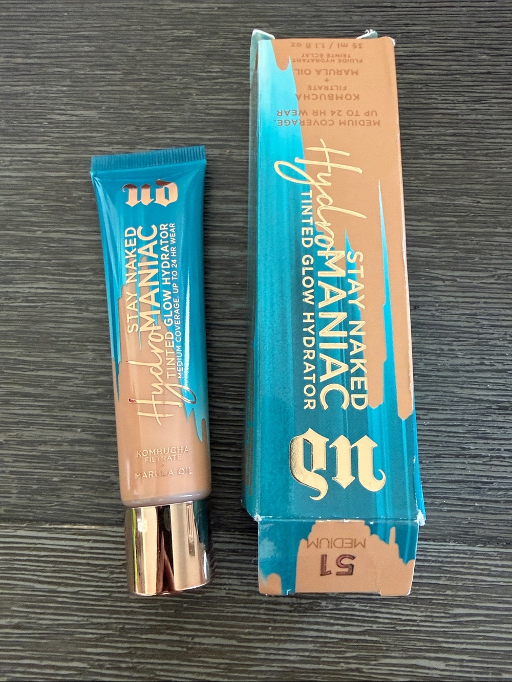 Hydromaniac Glowy Tinted Hydrator Foundation 51 Medium